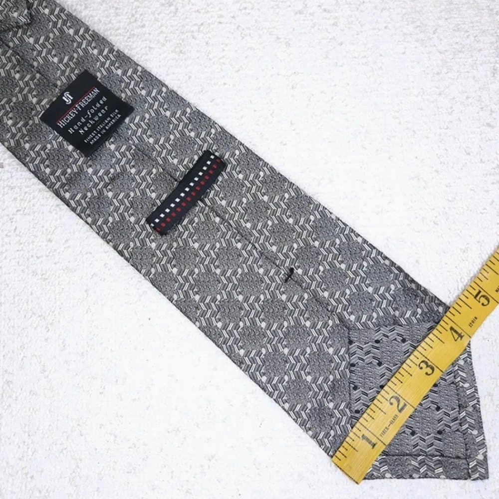 Hickey Freeman Silk Tie Hand Folded 58